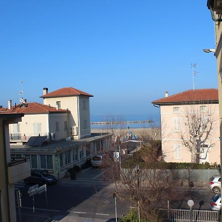 רימיני Hotel La Torre מראה חיצוני תמונה