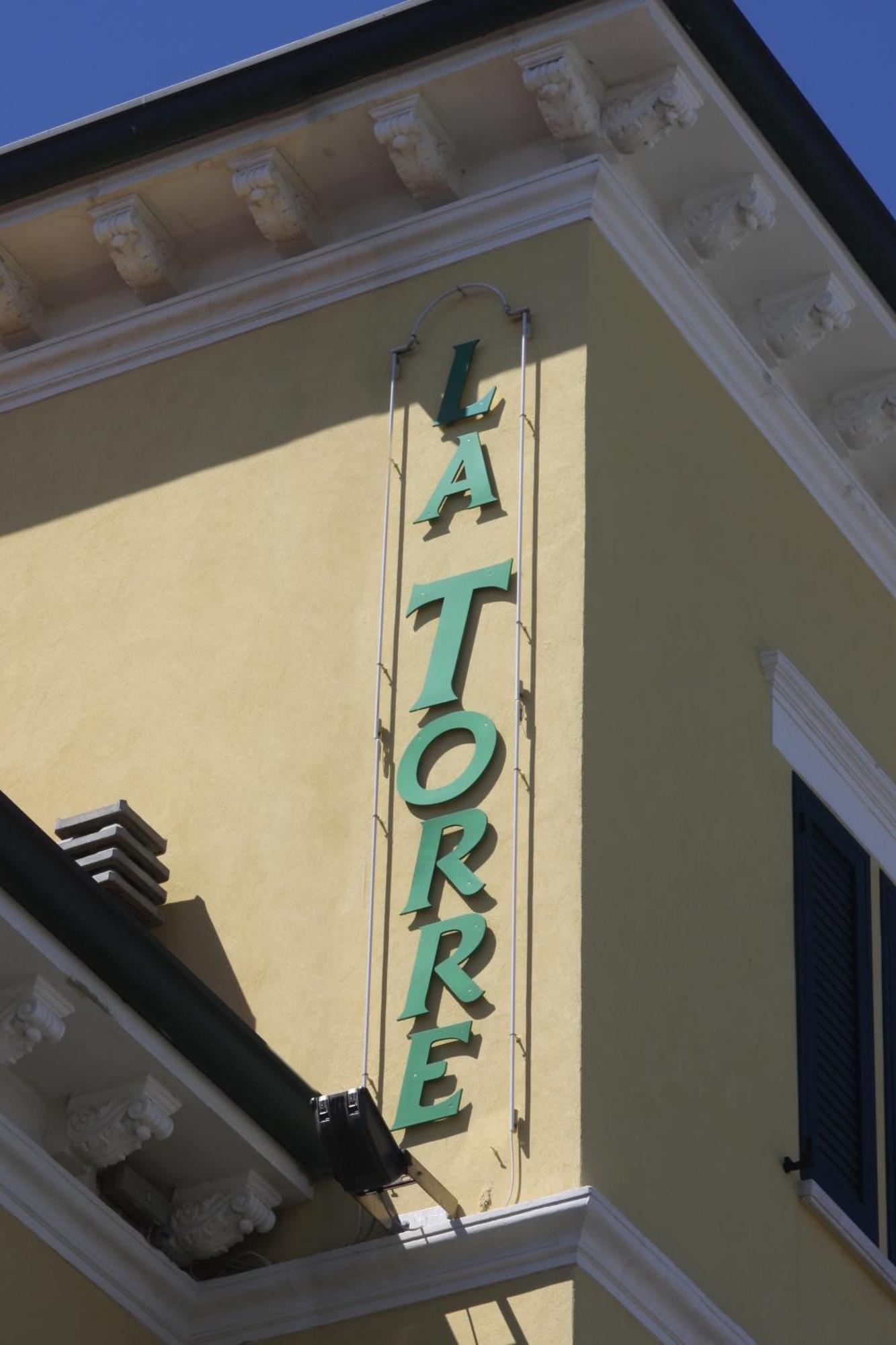 רימיני Hotel La Torre מראה חיצוני תמונה